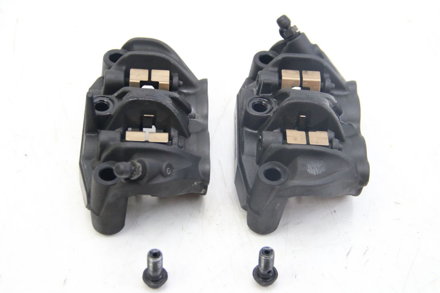 photo de ÉTRIER DE FREIN AVANT KAWASAKI Z ABS 1000 (2014 - 2020) - Détail de la pièce