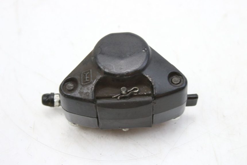 photo de ÉTRIER DE FREIN AVANT PIAGGIO ZIP 4T 50 (2018 - 2020) - Autre angle de vue