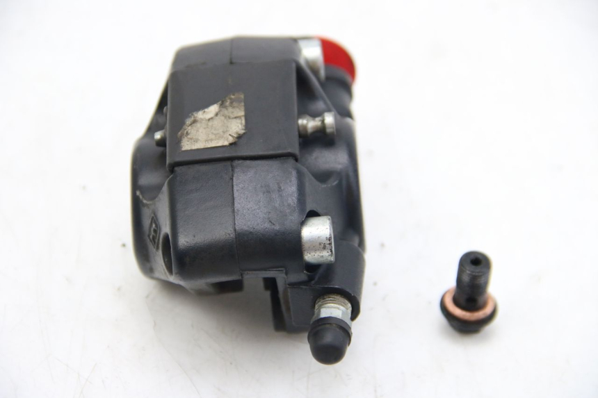 photo de ÉTRIER DE FREIN AVANT PIAGGIO ZIP 4T 50 (2018 - 2020) - Autre angle de vue