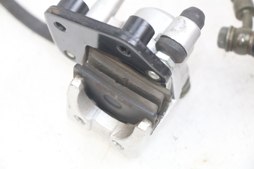 photo de ÉTRIER DE FREIN AVANT UNIVERSAL BIKE ZN50QT-11B 50 (2018 - 2021) - Autre angle de vue