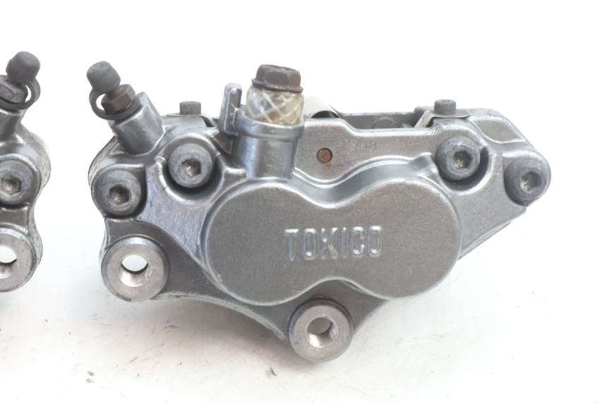 photo de ETRIER FREIN AVANT KAWASAKI ZZR 600 (1995 - 2004) - Zoom état d’usage