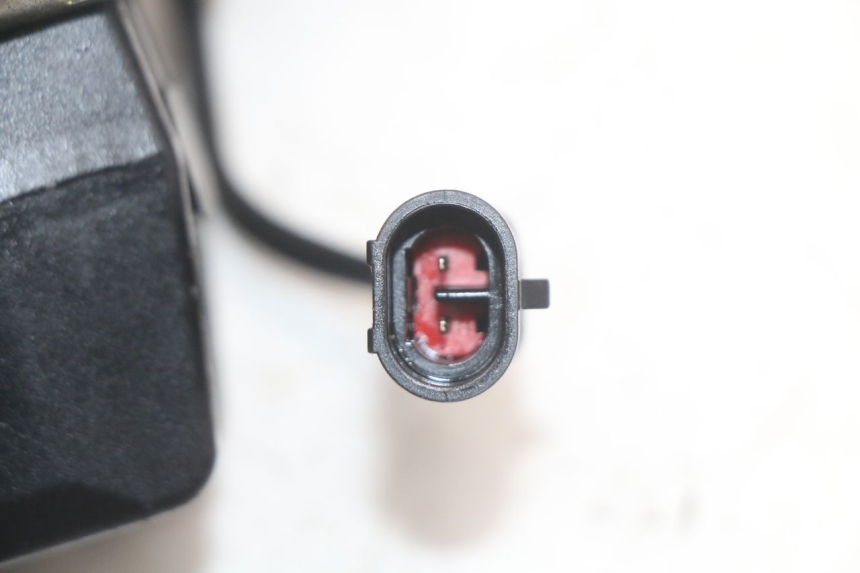 photo de ETRIER FREIN ROLL LOCK PIAGGIO MP3 HPE 350 (2018 - 2020) - État de surface