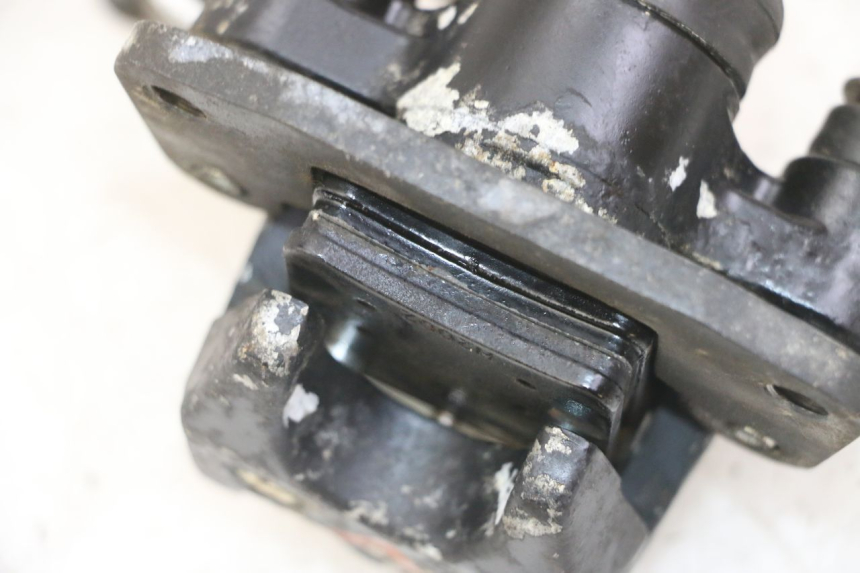 photo de ETRIER FREIN ROLL LOCK PIAGGIO MP3 LT 400 (2007 - 2012) - Zoom état d’usage