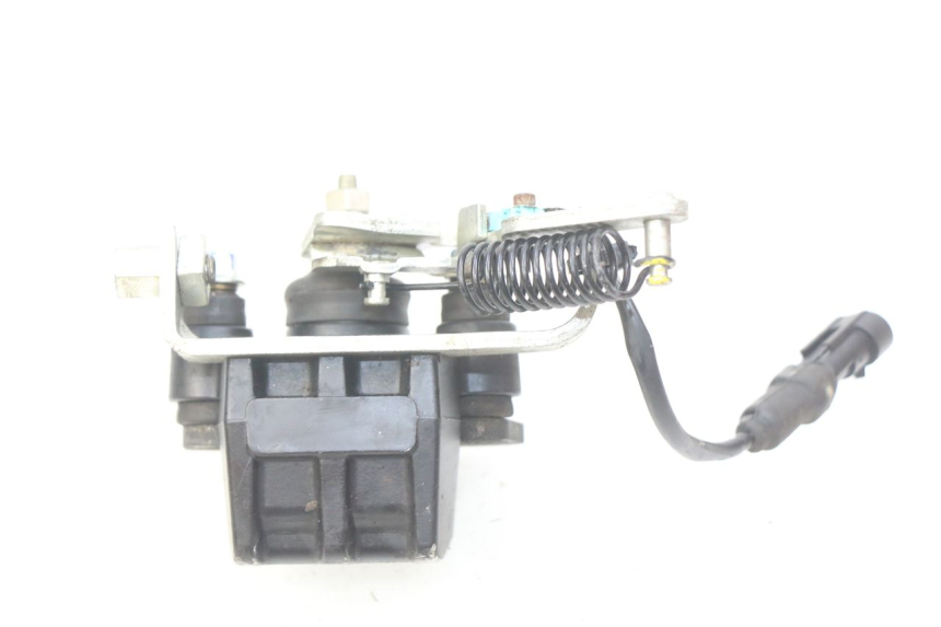 photo de ÉTRIER DE FREIN ROLL LOCK PIAGGIO MP3 500 (2011 - 2015) - Vue d’ensemble
