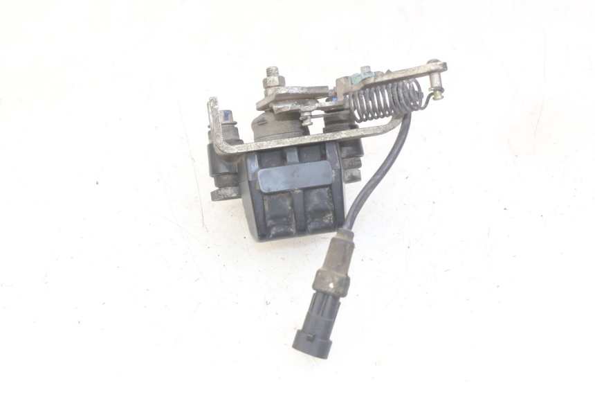 photo de ETRIER FREIN ROLL LOCK PIAGGIO MP3 RL 250 (2006 - 2010) - Points de fixation