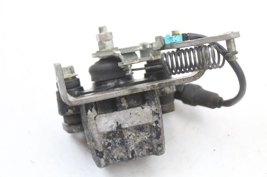 photo de ÉTRIER DE FREIN ROLL LOCK PIAGGIO MP3 125 (2006 - 2014) - Autre angle de vue