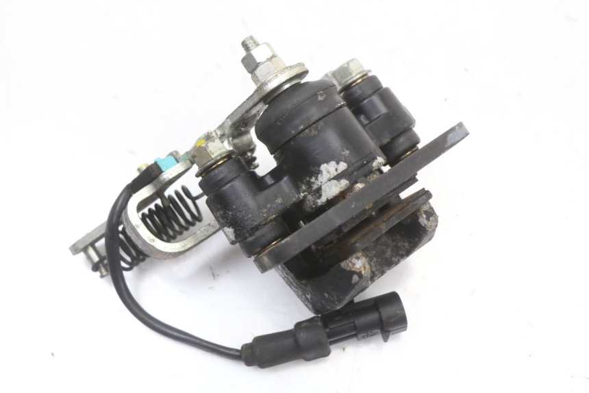 photo de ÉTRIER DE FREIN ROLL LOCK PIAGGIO MP3 125 (2006 - 2014) - Points de fixation