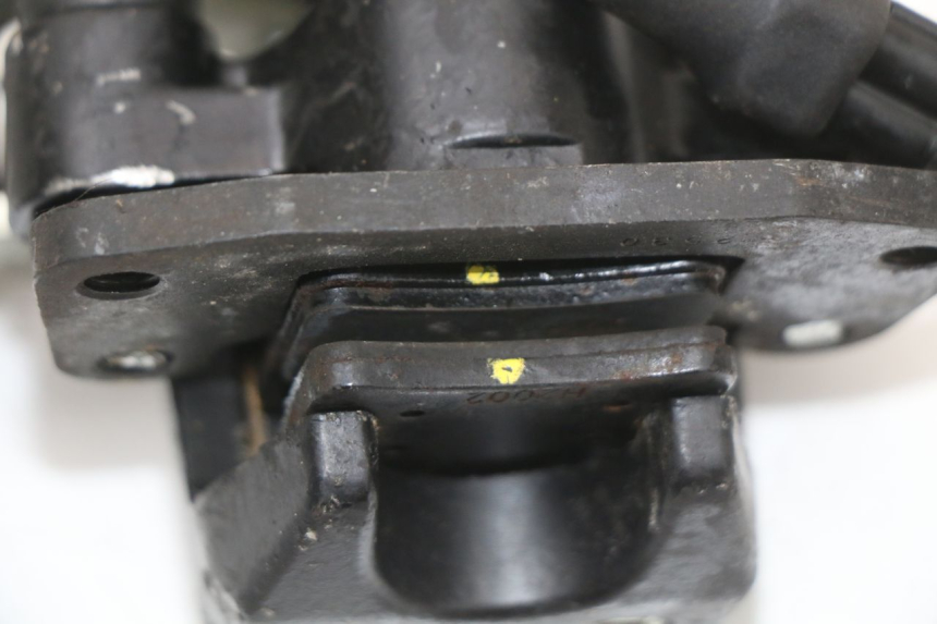 photo de ÉTRIER DE FREIN ROLL LOCK PIAGGIO MP3 500 (2011 - 2015) - Points de fixation