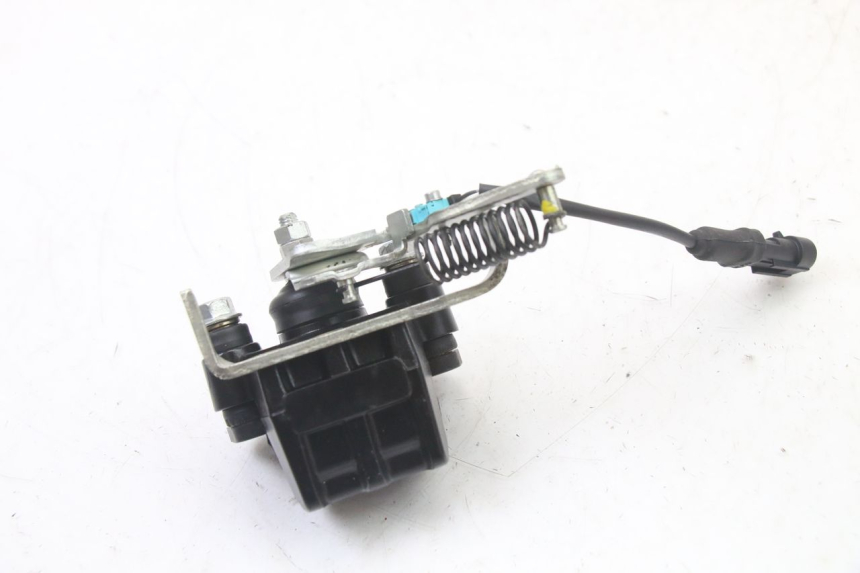 photo de ETRIER FREIN ROLL LOCK PIAGGIO MP3 500 (2014 - 2017) - Zoom état d’usage