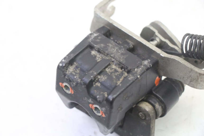 photo de ETRIER FREIN ROLL LOCK PIAGGIO MP3 RL 250 (2006 - 2010) - Gros plan technique