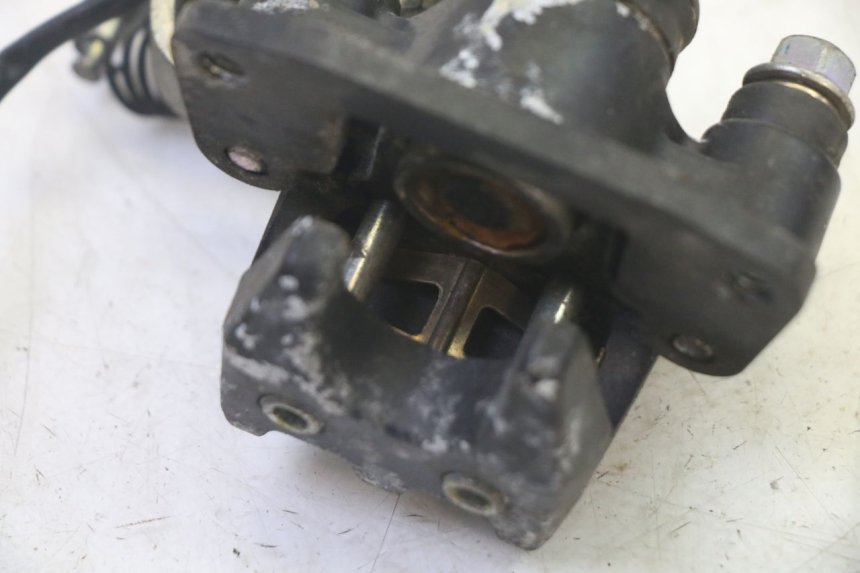 photo de ETRIER FREIN ROLL LOCK PIAGGIO MP3 RL 250 (2006 - 2010) - Points de fixation