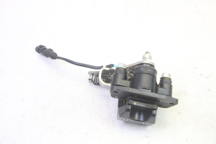 photo de ETRIER FREIN ROLL LOCK PIAGGIO MP3 RL 250 (2006 - 2010) - Points de fixation
