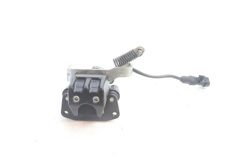 photo de ETRIER FREIN ROLL LOCK PIAGGIO MP3 500 (2016 - 2018) - Gros plan technique