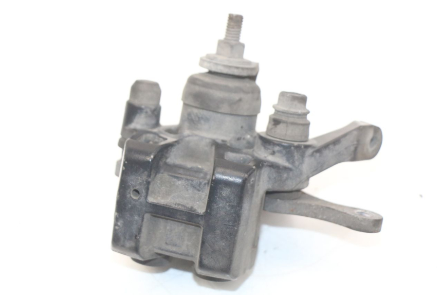 photo de ETRIER PARKING HONDA INTEGRA NC D 750 (2016 - 2018) - Gros plan technique