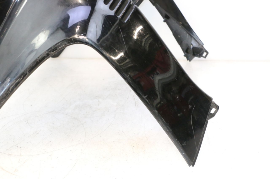 photo de FACE AVANT SUZUKI BURGMAN EXECUTIVE ABS 650 (2006 - 2012) - Gros plan technique