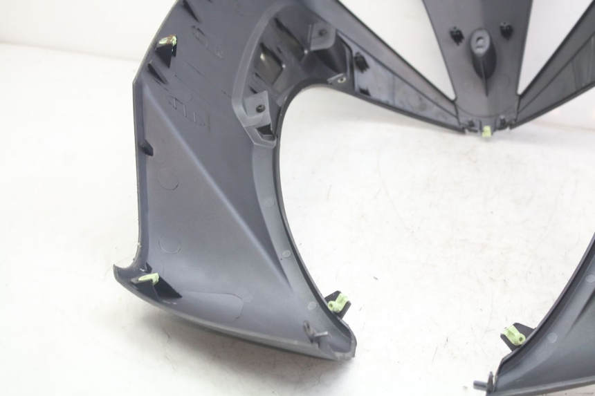 photo de FACE AVANT PEUGEOT GEOPOLIS RS 125 (2007 - 2009) - Autre angle de vue