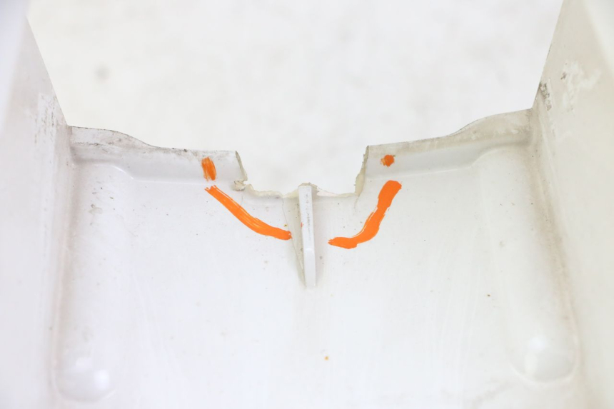 photo de FACE AVANT INFERIEUR PEUGEOT CITYSTAR 50 (2013 - 2017) - Zoom état d’usage