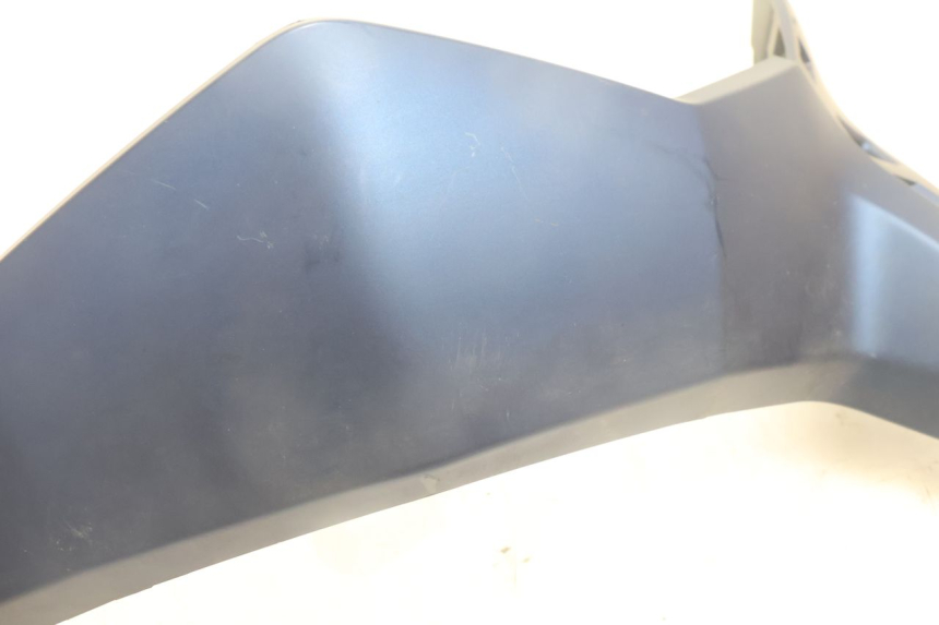 photo de FACE AVANT INFERIEUR YAMAHA N-MAX NMAX 125 (2021 - 2024) - Autre angle de vue