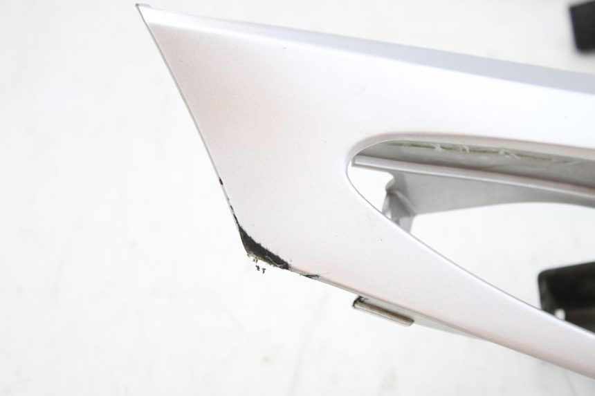 photo de FACE AVANT INFERIEUR SUZUKI UH BURGMAN 125 (2002 - 2006) - Gros plan technique