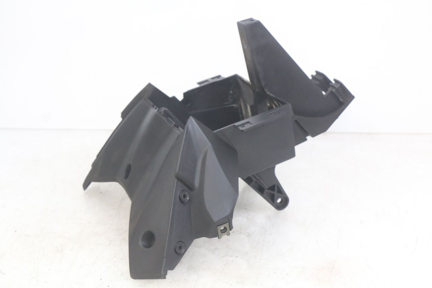 photo de FACE AVANT INTERIEUR NECO ALEXONE 125 (2017 - 2024) - Gros plan technique