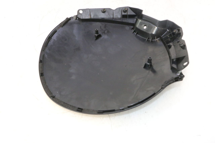 photo de FACE AVANT INTERIEUR SUZUKI BURGMAN 125 (2007 - 2014) - Pièce contrôlée