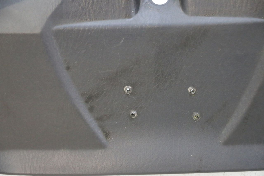 photo de FACE AVANT INTERIEUR SUZUKI BURGMAN EXECUTIVE ABS 650 (2006 - 2012) - Points de fixation