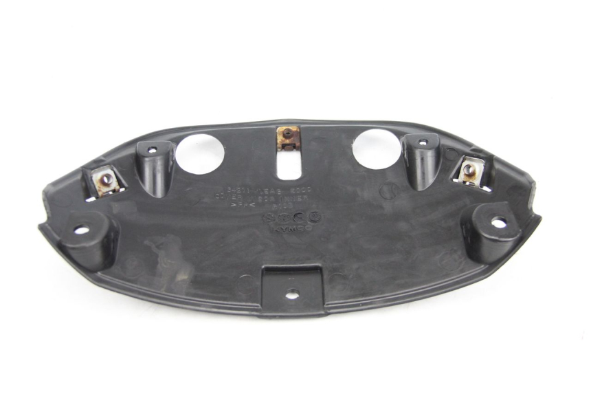 photo de FACE AVANT INTERIEUR KYMCO DINK 4T 50 (2007 - 2018) - Autre angle de vue