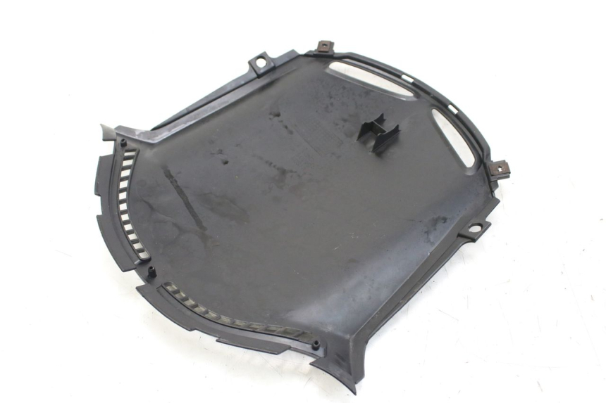 photo de FACE AVANT INTERIEUR HONDA FES S-WING SWING ABS 125 (2007 - 2015) - Gros plan technique