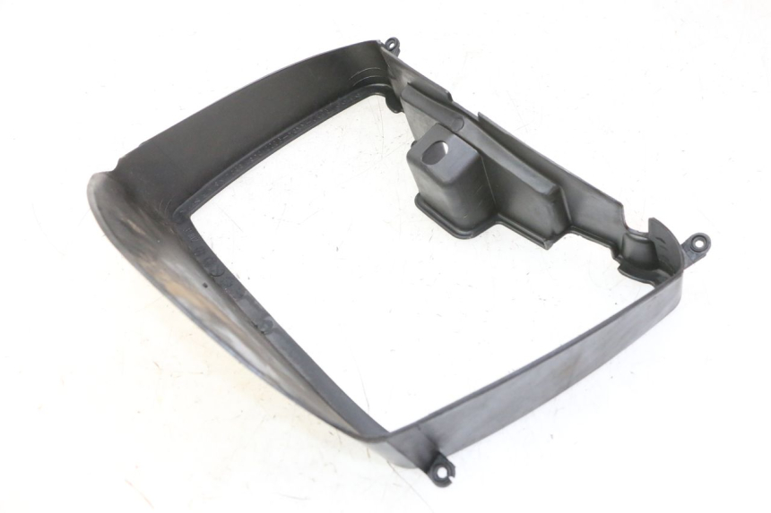 photo de FACE AVANT INTERIEUR KYMCO GRAND DINK 125 (2002 - 2007) - Autre angle de vue
