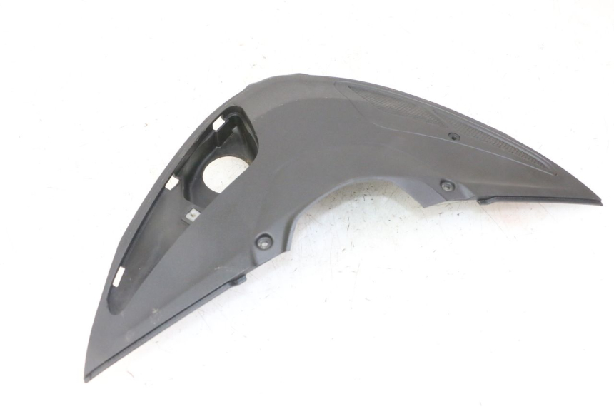 photo de FACE AVANT INTERIEUR PIAGGIO IE MP3 YOURBAN 300 (2011 - 2016) - Gros plan technique