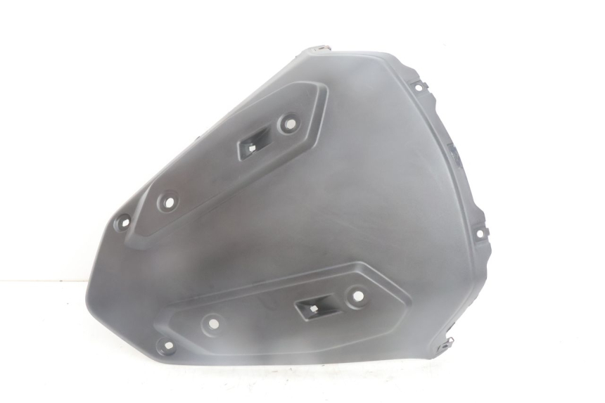 photo de FACE AVANT INTERIEUR YAMAHA N-MAX NMAX 125 (2021 - 2024) - Détail de la pièce