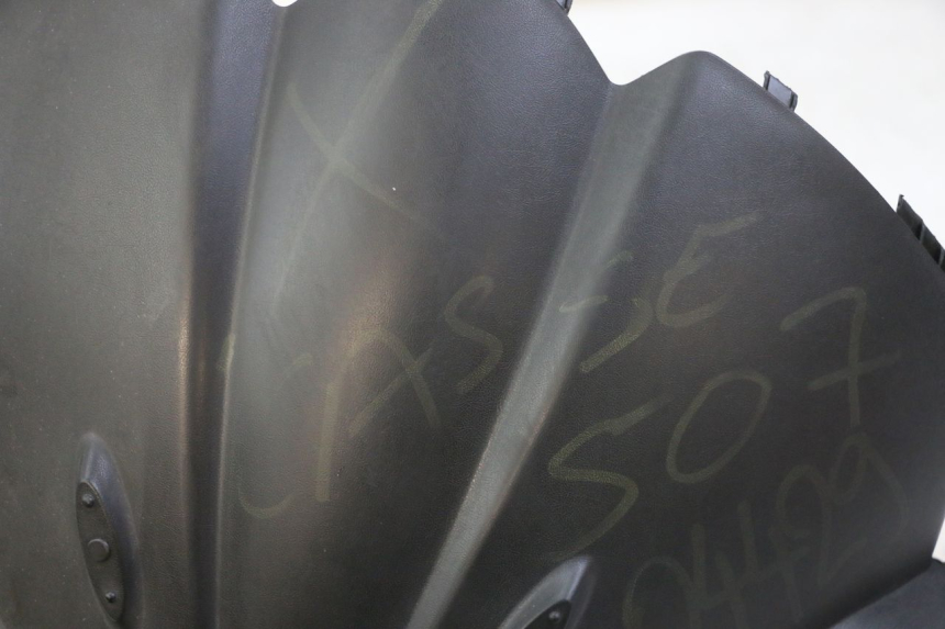 photo de FACE AVANT INTERIEUR PEUGEOT CITYSTAR 125 (2011 - 2017) - Autre angle de vue