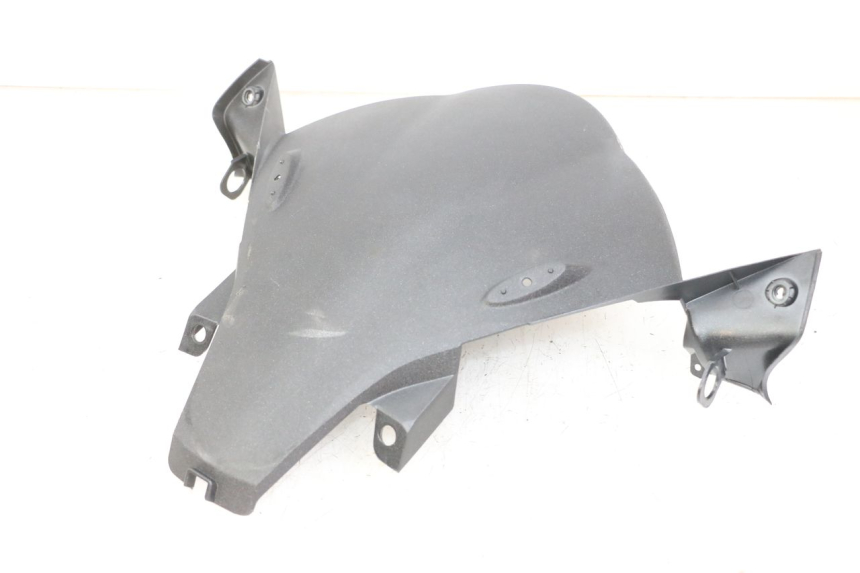 photo de FACE AVANT INTERIEUR PEUGEOT SATELIS 125 (2013 - 2018) - Gros plan technique