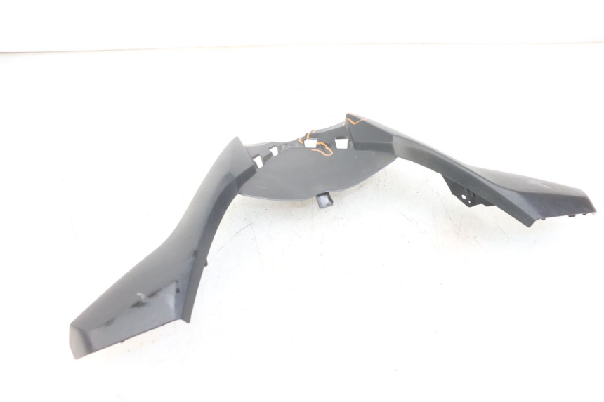 photo de FACE AVANT INTERIEUR YAMAHA XMAX X-MAX ABS 125 (2017 - 2020) - Gros plan technique