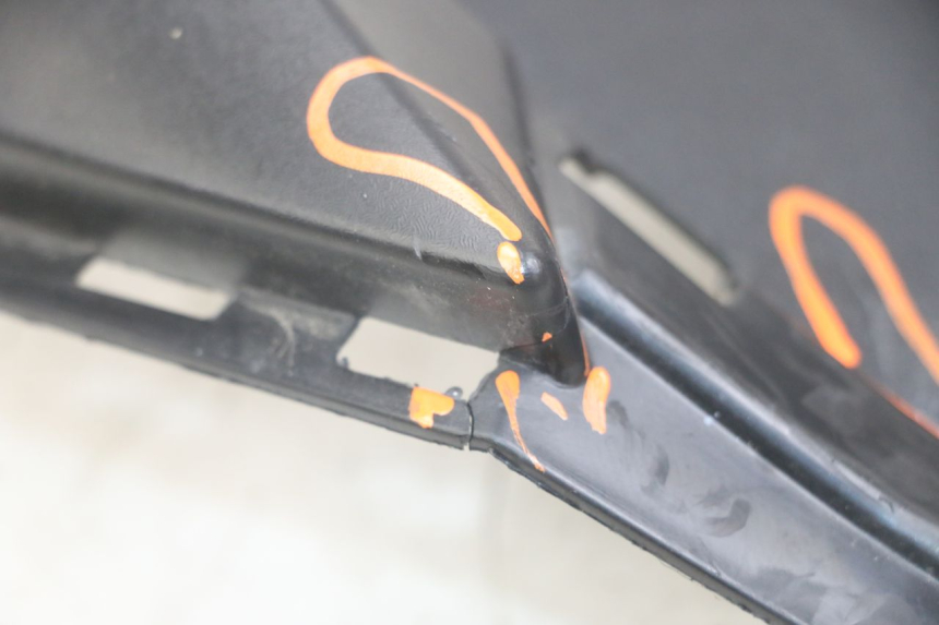 photo de FACE AVANT INTERIEUR YAMAHA XMAX X-MAX ABS 125 (2017 - 2020) - Points de fixation