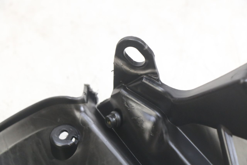 photo de FACE AVANT INTERIEUR YAMAHA X-MAX XMAX 125 (2010 - 2013) - Zoom état d’usage