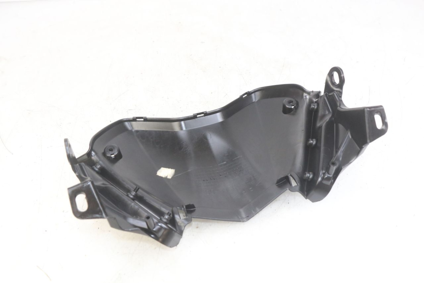 photo de FACE AVANT INTERIEUR YAMAHA X-MAX XMAX 125 (2010 - 2013) - Autre angle de vue