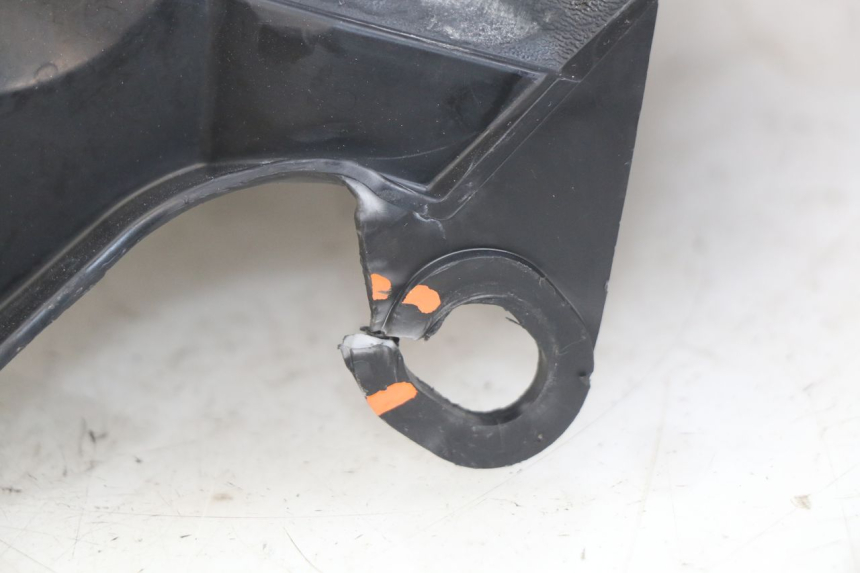 photo de FACE AVANT INTERIEUR YAMAHA X-MAX XMAX 125 (2010 - 2013) - Autre angle de vue