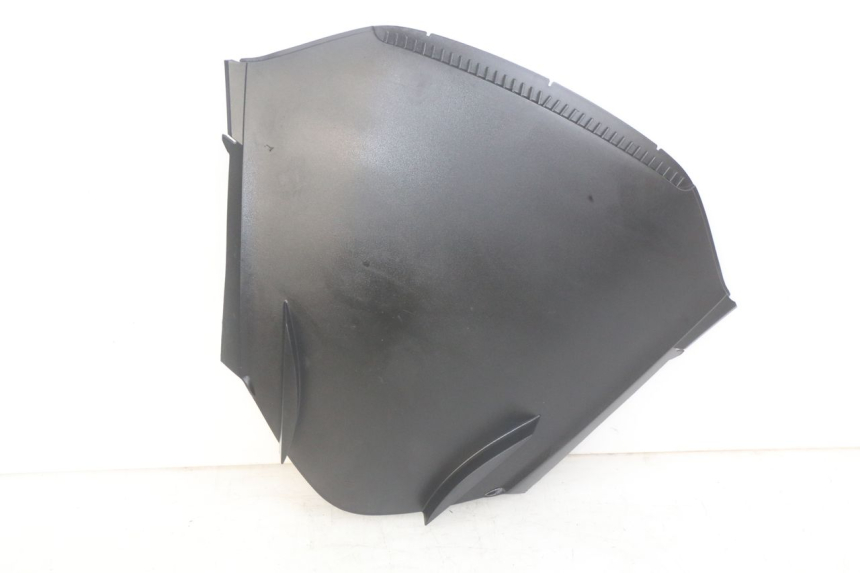 photo de FACE AVANT INTERIEUR YAMAHA YP MAJESTY 400 (2004 - 2008) - Zoom état d’usage