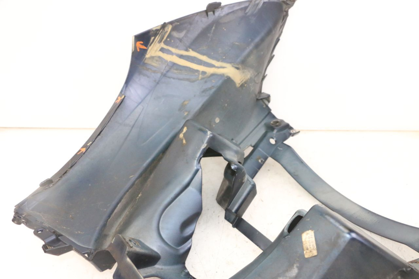 photo de FACE AVANT PIAGGIO MP3 LT 300 (2010 - 2016) - État de surface