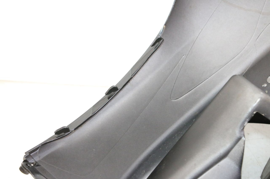 photo de FACE AVANT PIAGGIO MP3 LT 300 (2010 - 2016) - Autre angle de vue