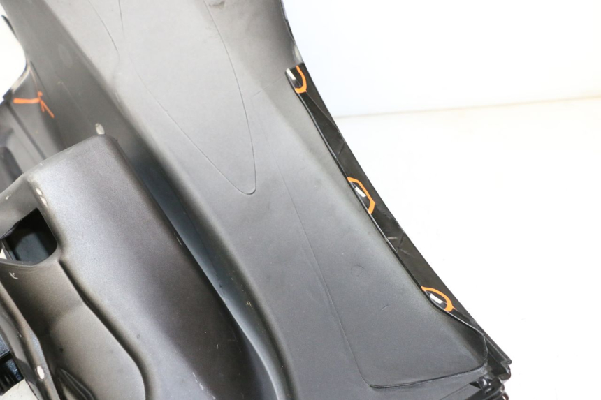 photo de FACE AVANT PIAGGIO MP3 LT 300 (2010 - 2016) - État de surface