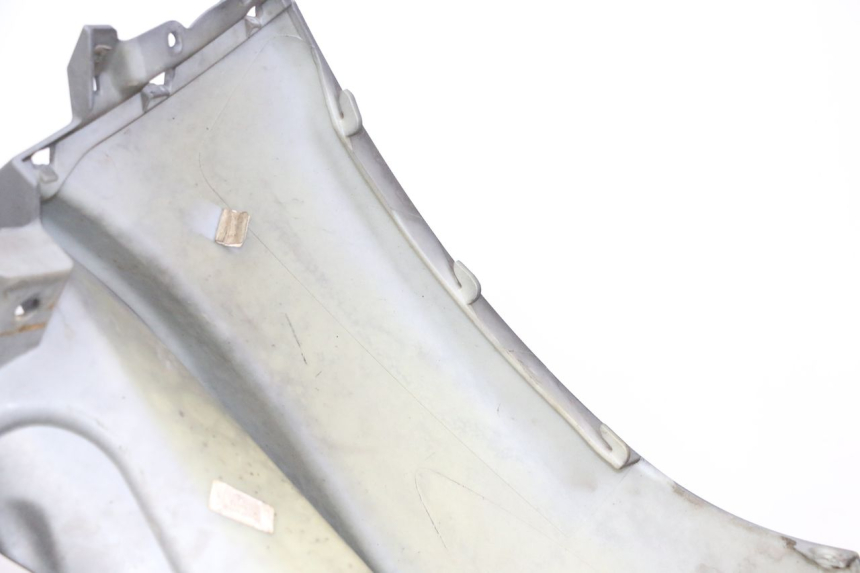 photo de FACE AVANT PIAGGIO MP3 500 (2011 - 2015) - Points de fixation