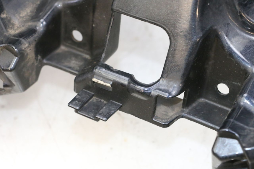 photo de FACE AVANT PIAGGIO MP3 125 (2006 - 2014) - Marquages et références