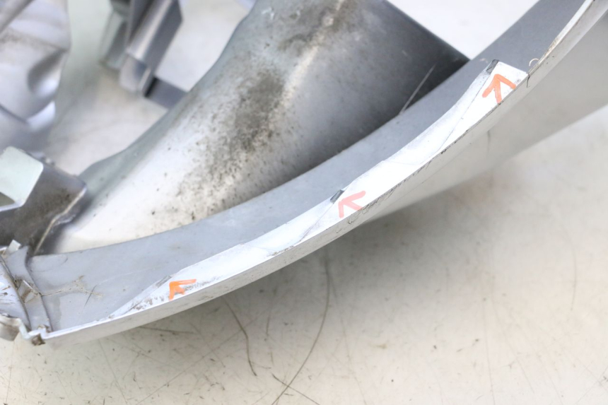 photo de FACE AVANT PIAGGIO MP3 125 (2006 - 2014) - Vue rapprochée