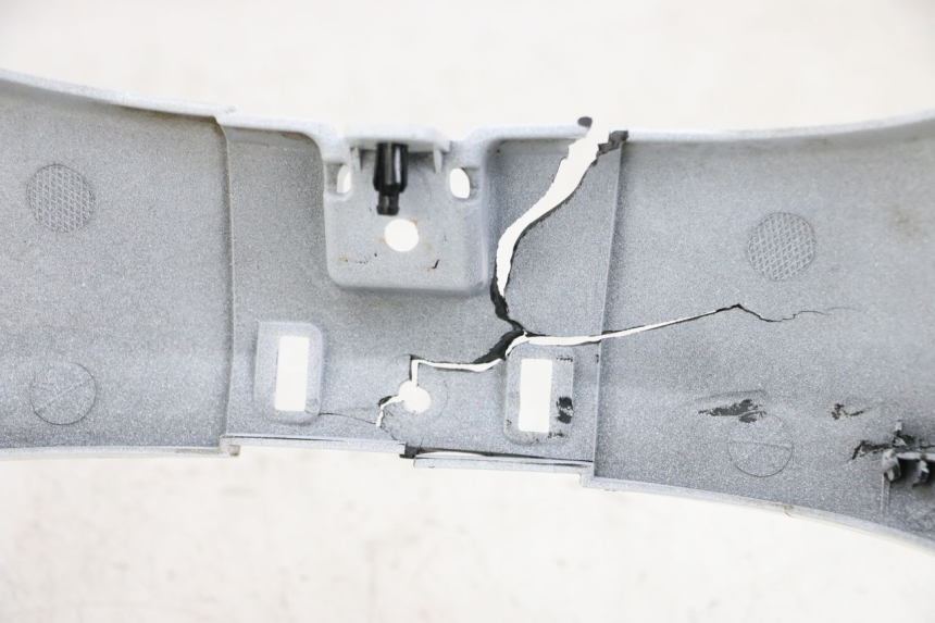 photo de FACE AVANT YAMAHA NEO'S CORE 1 (2022 - 2026) - Points de fixation