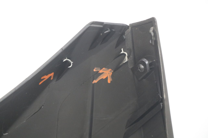 photo de FACE AVANT PIAGGIO NEW TYPHOON 50 (2010 - 2017) - Gros plan technique