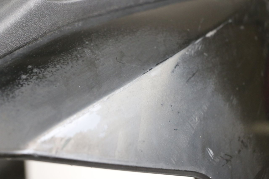 photo de FACE AVANT DAELIM S3 125 (2010 - 2017) - Détails caractéristiques