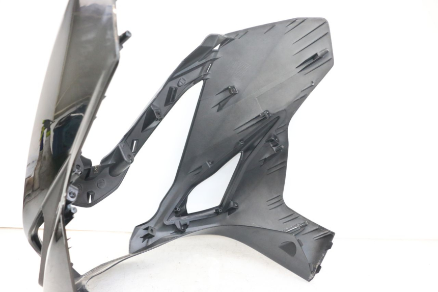 photo de FACE AVANT DAELIM S3 125 (2010 - 2017) - Gros plan technique