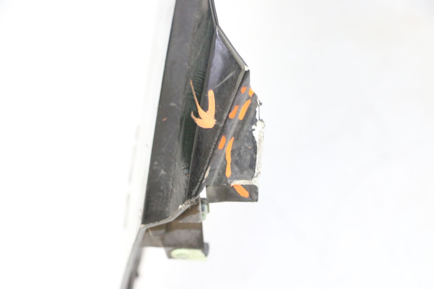 photo de FACE AVANT PEUGEOT SATELIS 125 (2006 - 2009) - Gros plan technique